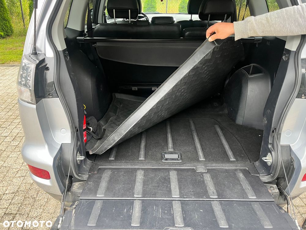 Mitsubishi Outlander 2.0 2WD - 13