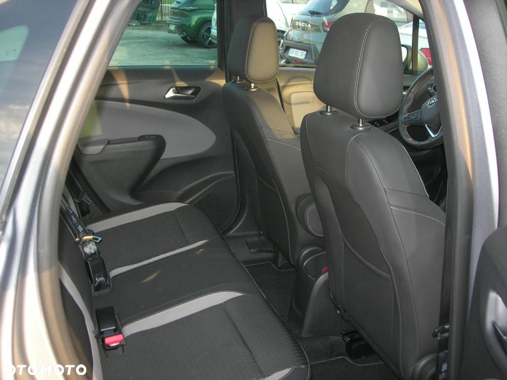 Opel Crossland X - 17