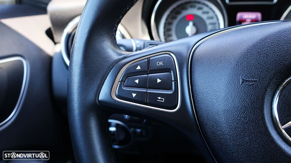 Mercedes-Benz GLA 220 d - 19