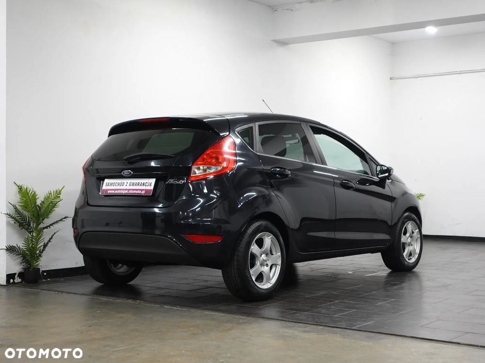 Ford Fiesta 1.25 Ambiente - 9
