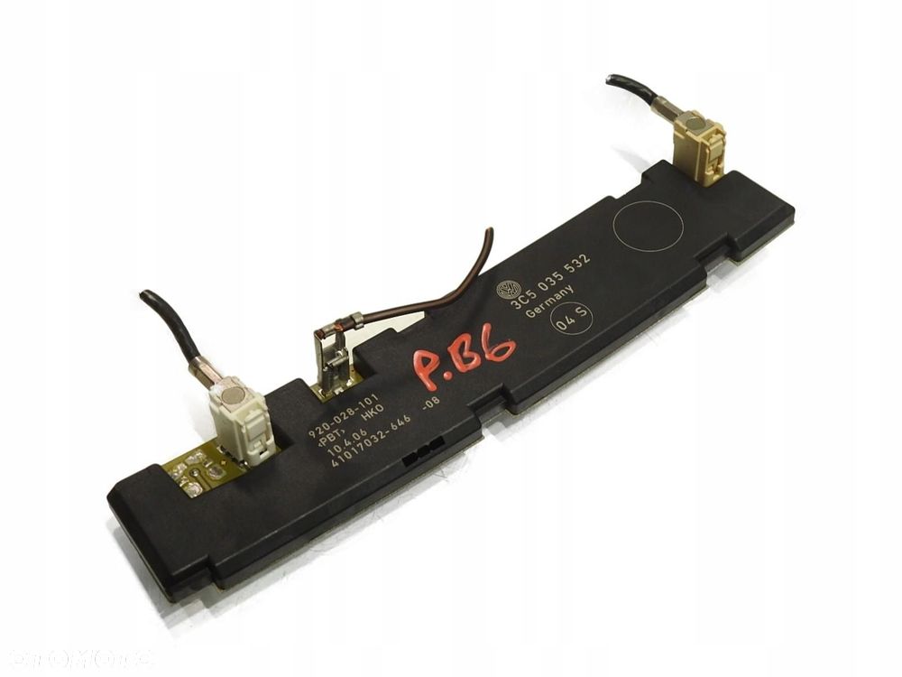 WZMACZNIACZ ANTENY VW PASSAT B6 1.9 TDI 3C5035532 - 1