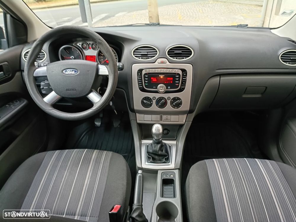 Ford Focus SW 1.6 TDCi Trend - 6