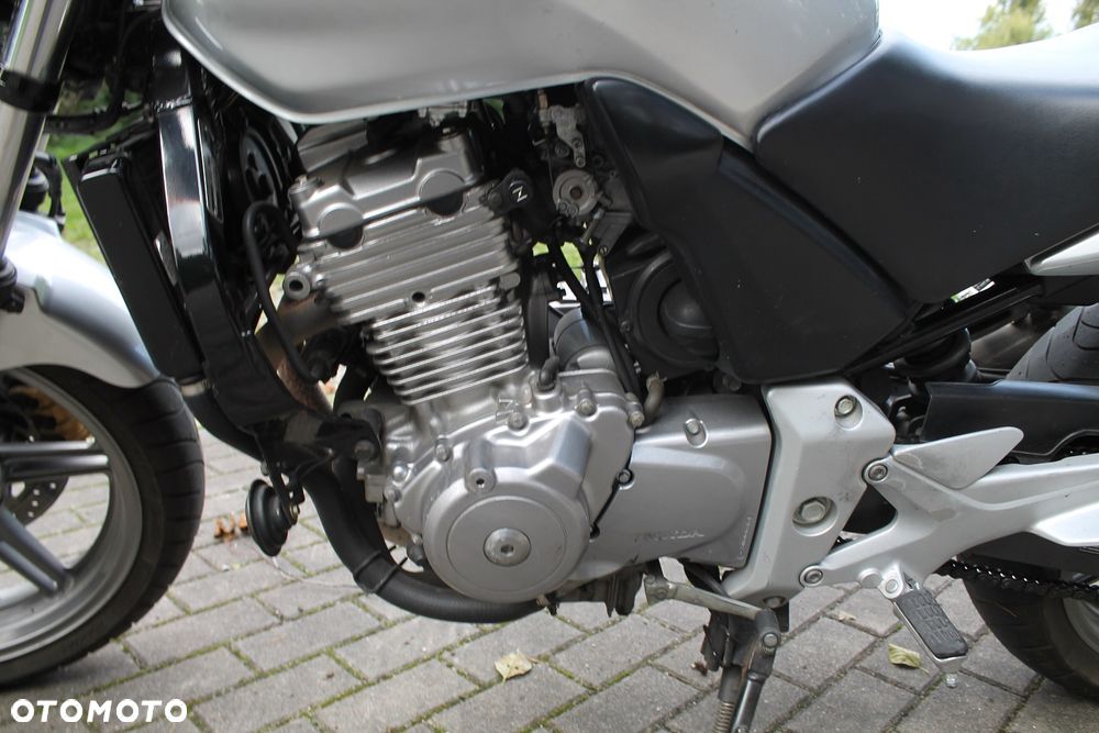 Honda CBF - 9