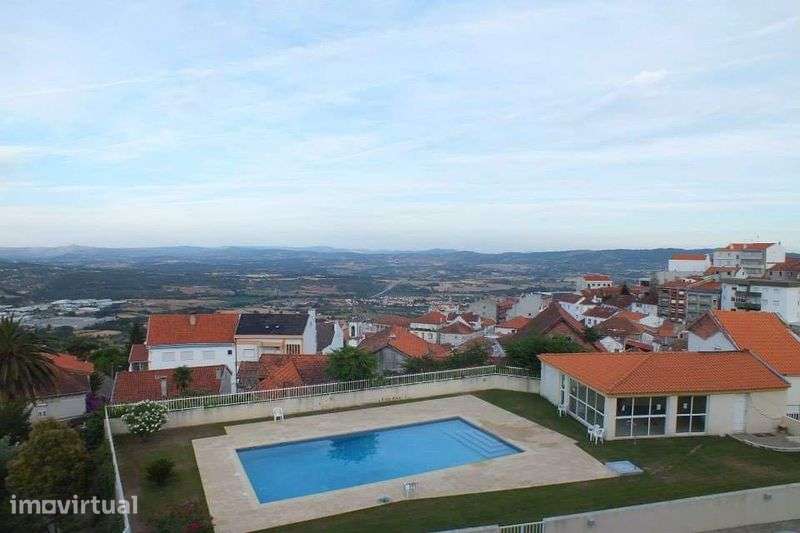 T3 Centro da Covilhã, em condomínio fechado, com piscina - Grande imagem: 3/10