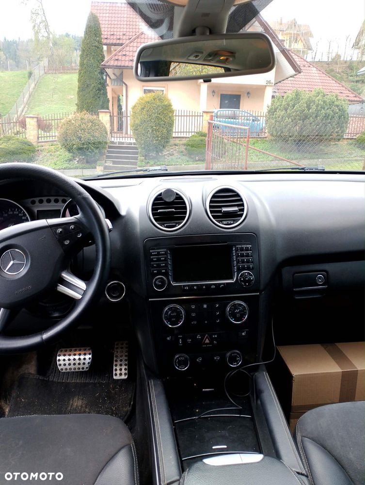 Mercedes-Benz ML - 5