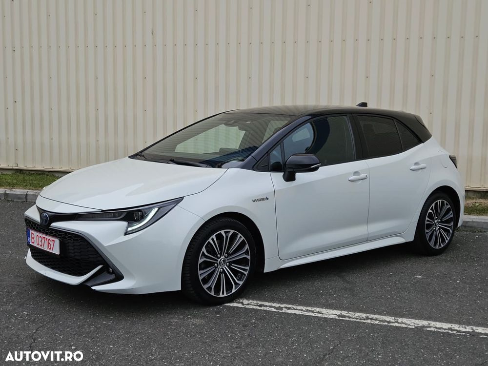Toyota Corolla 2.0 HSD Exclusive Plus GR Sport Bi-Tone - 11