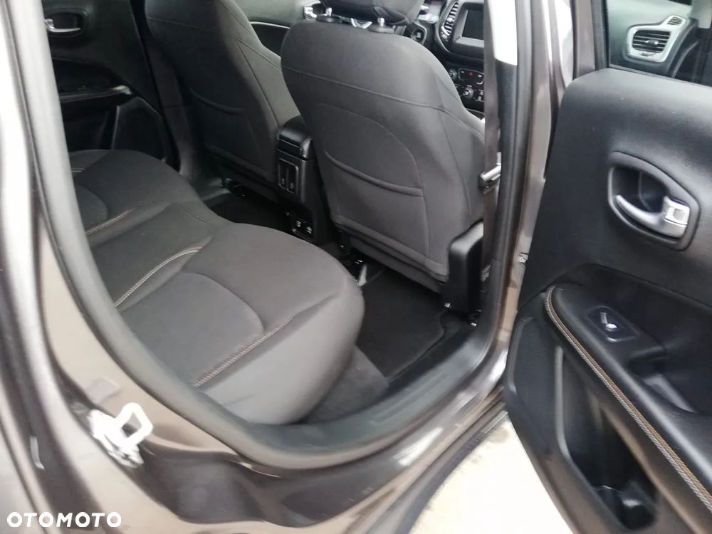 Jeep Compass - 20
