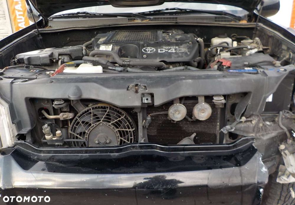 Toyota Land Cruiser - 6