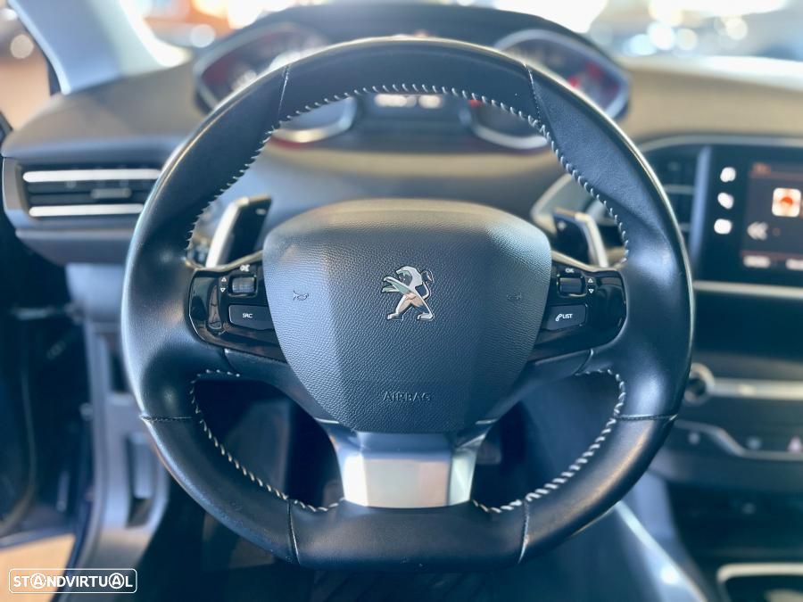 Peugeot 308 1.2 PureTech Allure Pack EAT8 - 11