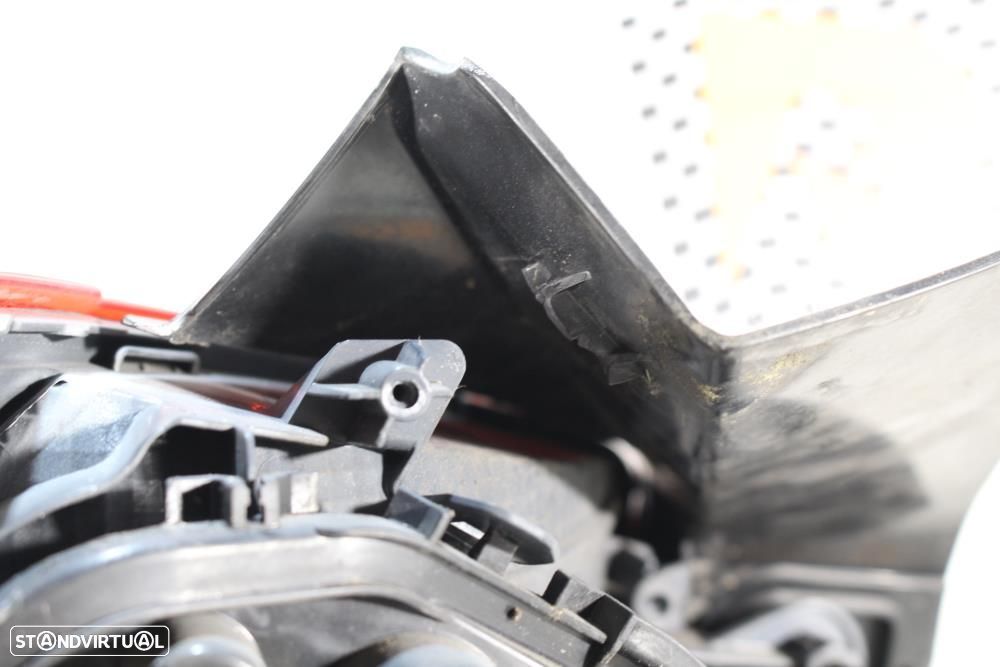 Farolim Direito Bmw 1 (F20)  Farolim Direito / Passageiro Bmw Serie 1 - 6