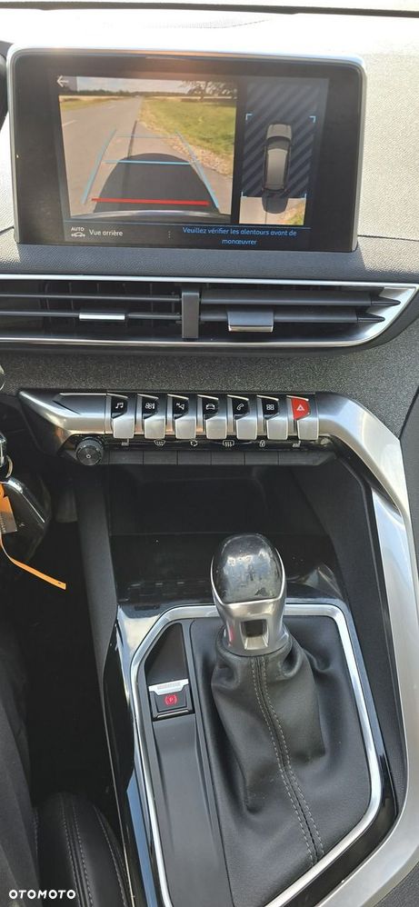 Peugeot 3008 - 23