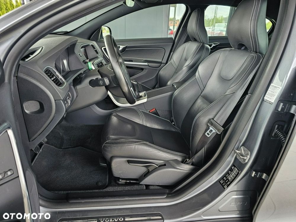 Volvo S60 - 29