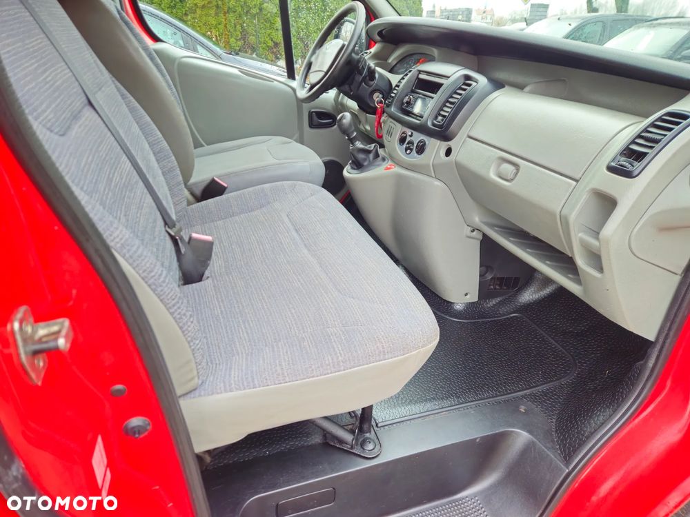 Renault TRAFIC 2.0 DCI 115 PS - 19