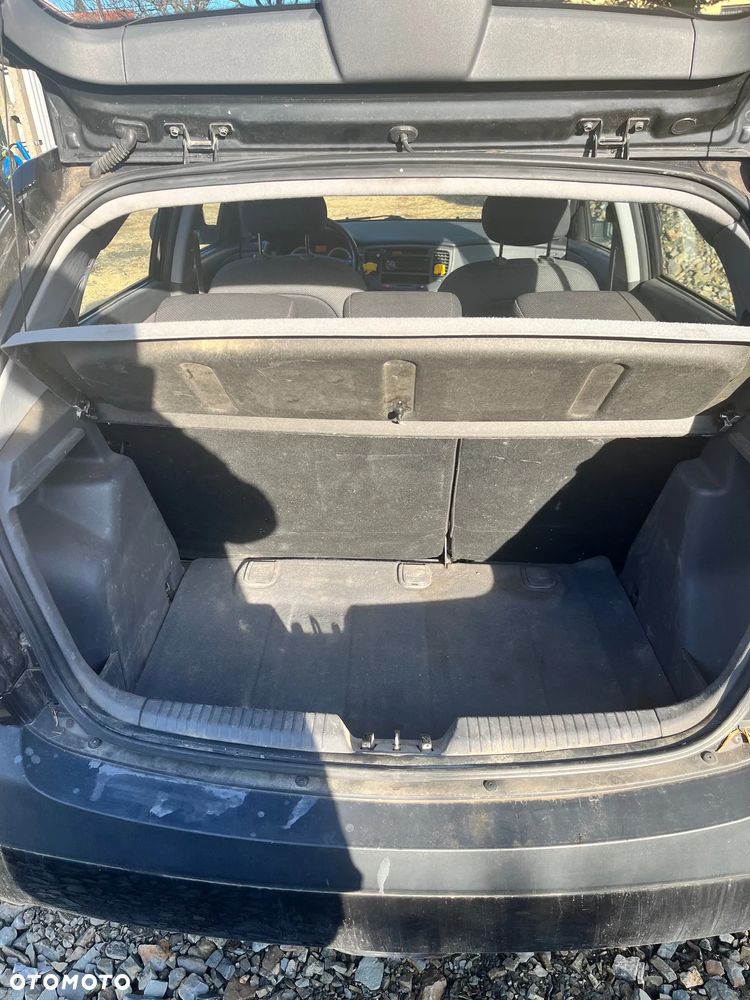 Kia Rio 1.4 Comfort - 12