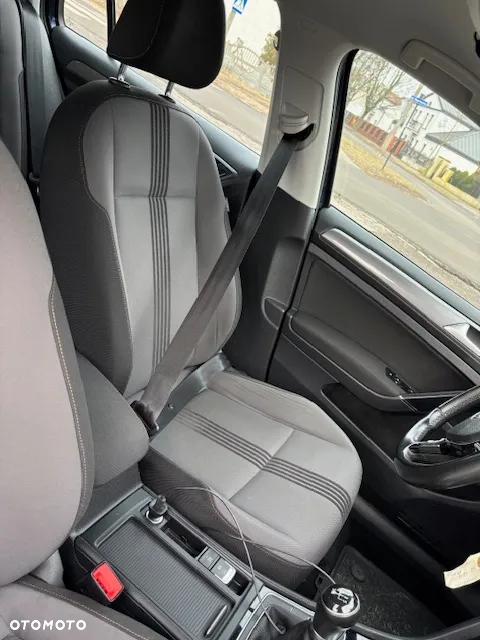 Volkswagen Golf - 15