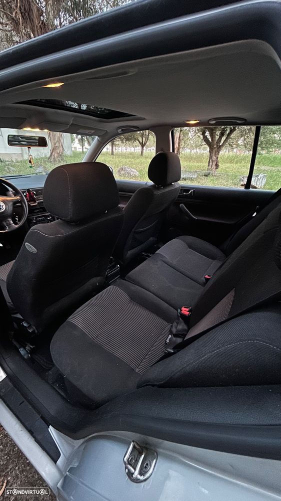 VW Golf 1.9 TDi Highline - 6