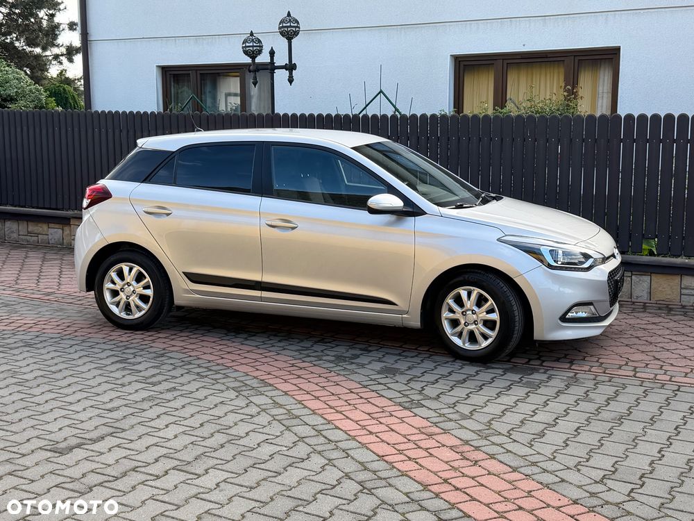 Hyundai i20 1.2 Passion Plus - 8