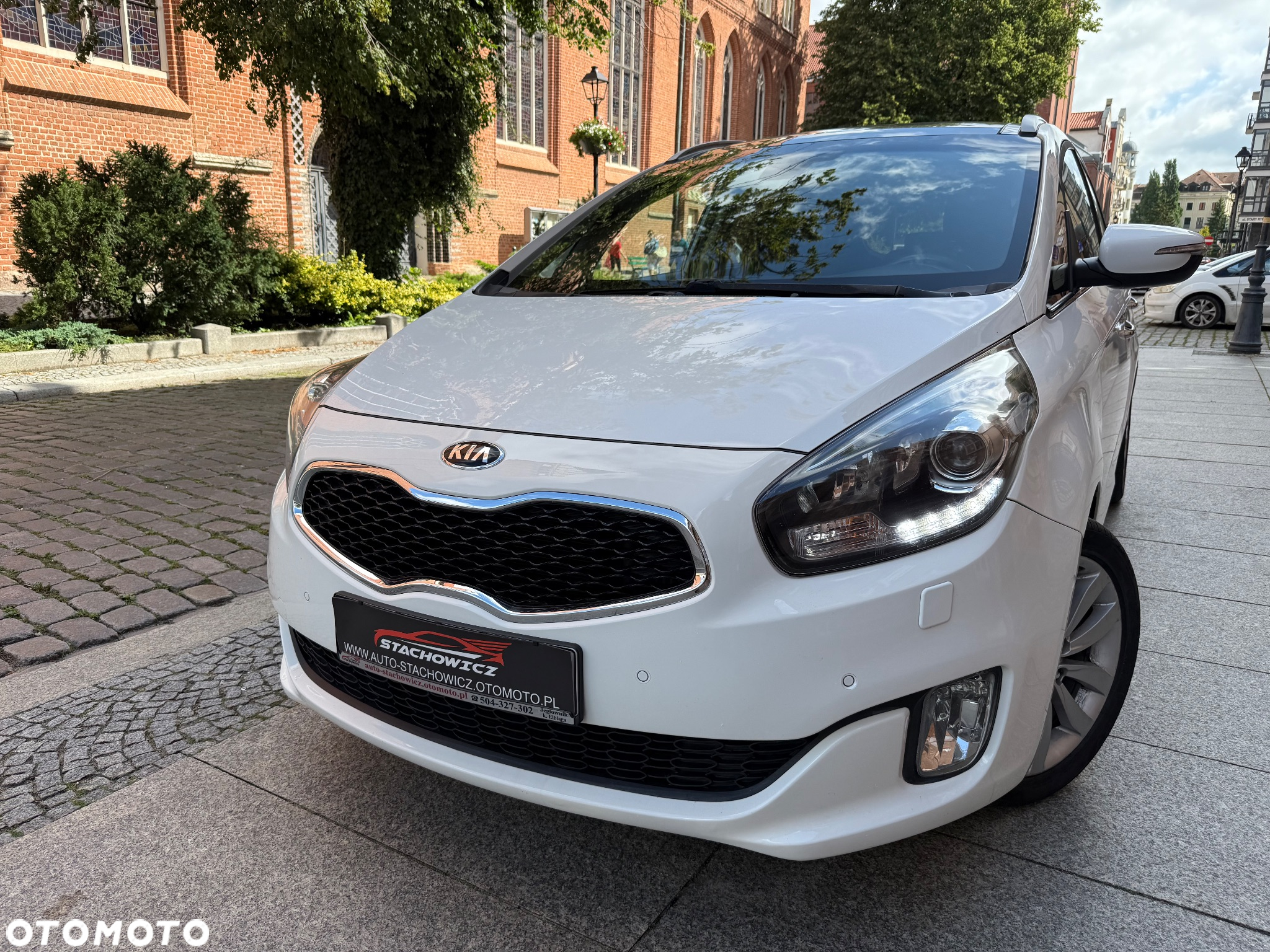 Kia Carens 1.7 CRDi L 7os - 25