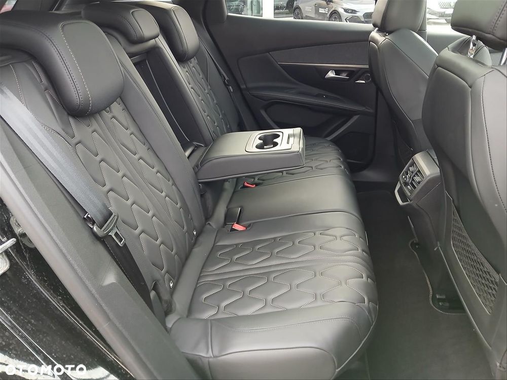 Peugeot 3008 1.6 PureTech GPF GT Line S&S EAT8 - 29