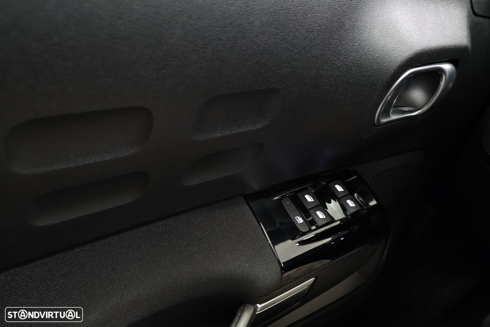 Citroën C3 1.2 PureTech Shine - 16