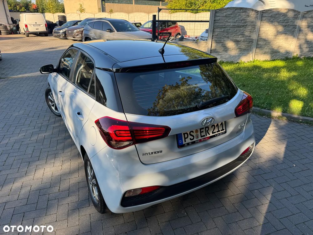 Hyundai i20 - 14