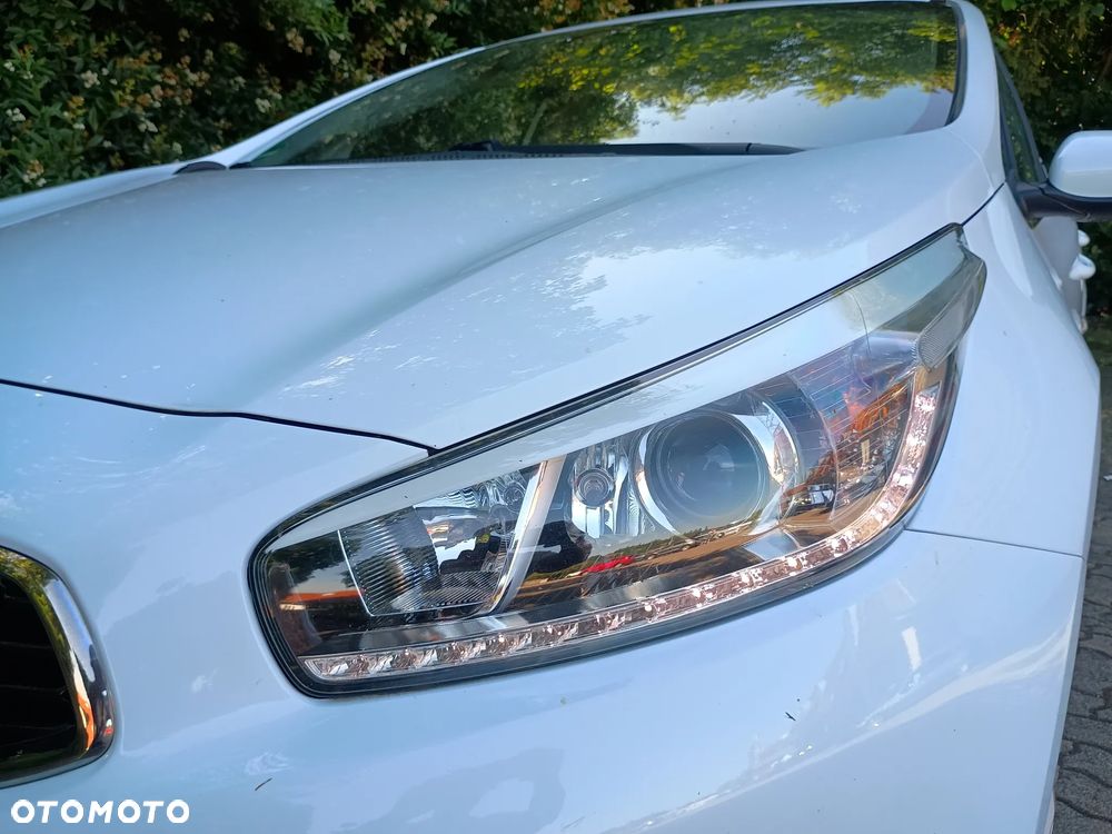 Kia Ceed - 13