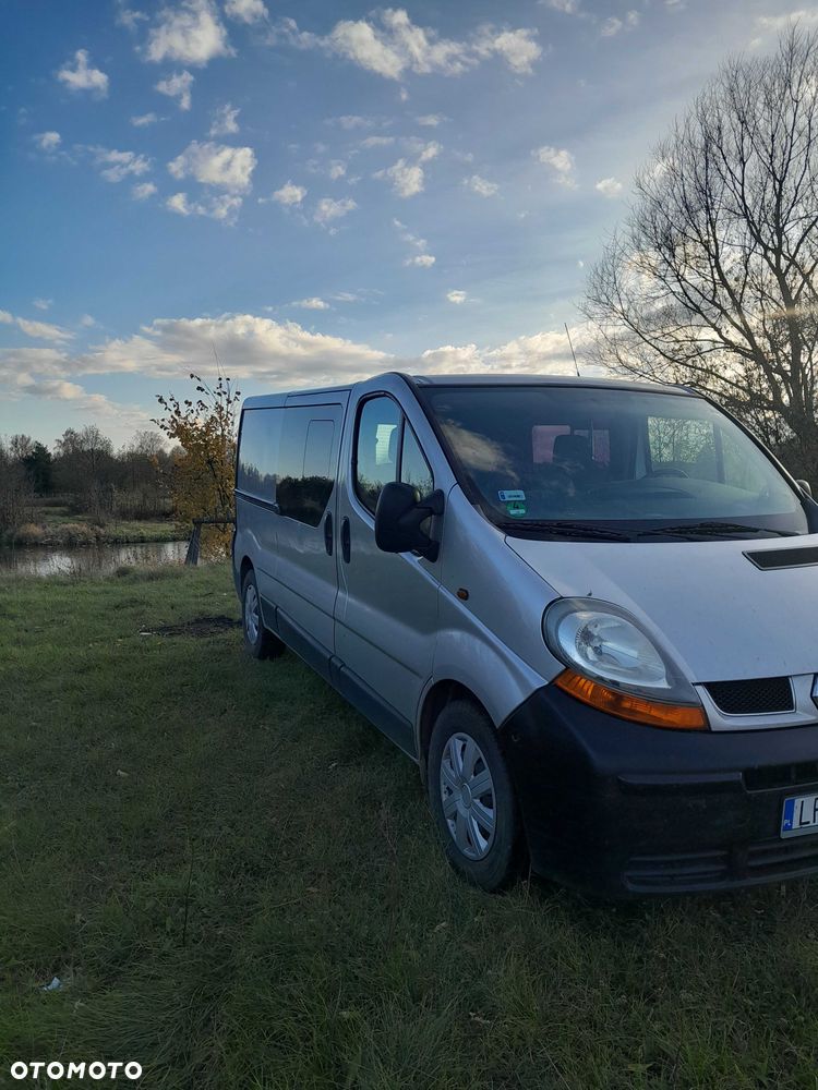 Renault Trafic - 2