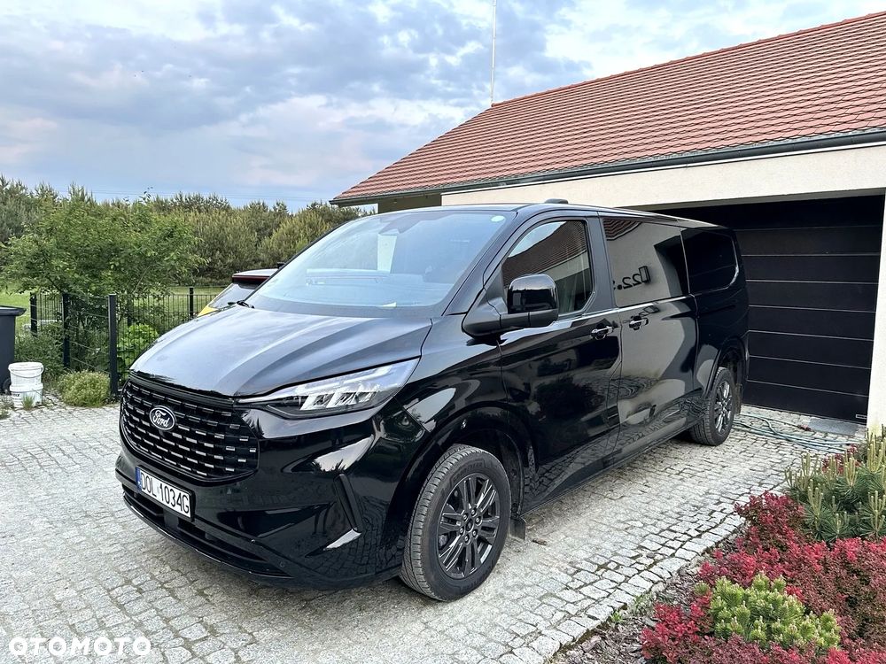 Ford Tourneo Custom - 2