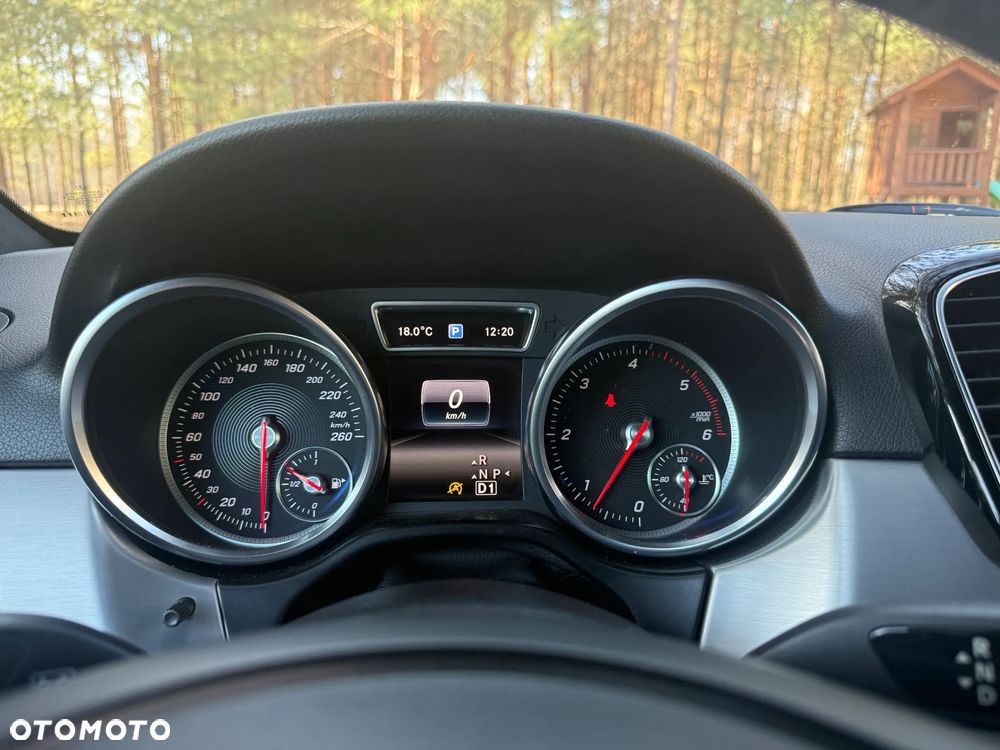 Mercedes-Benz GLE 250 d 4-Matic - 12