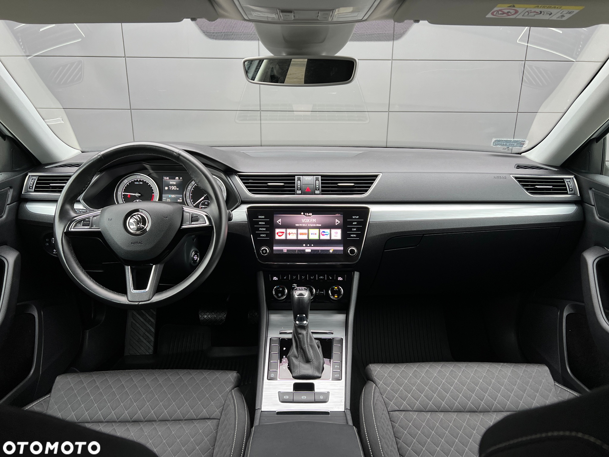 Skoda Superb 2.0 TDI Ambition DSG - 23