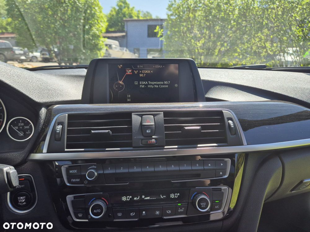 BMW Seria 3 330i Edition Luxury Line Purity - 20