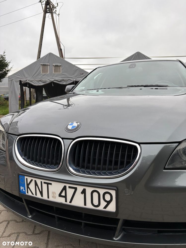 BMW Seria 5 525d - 15