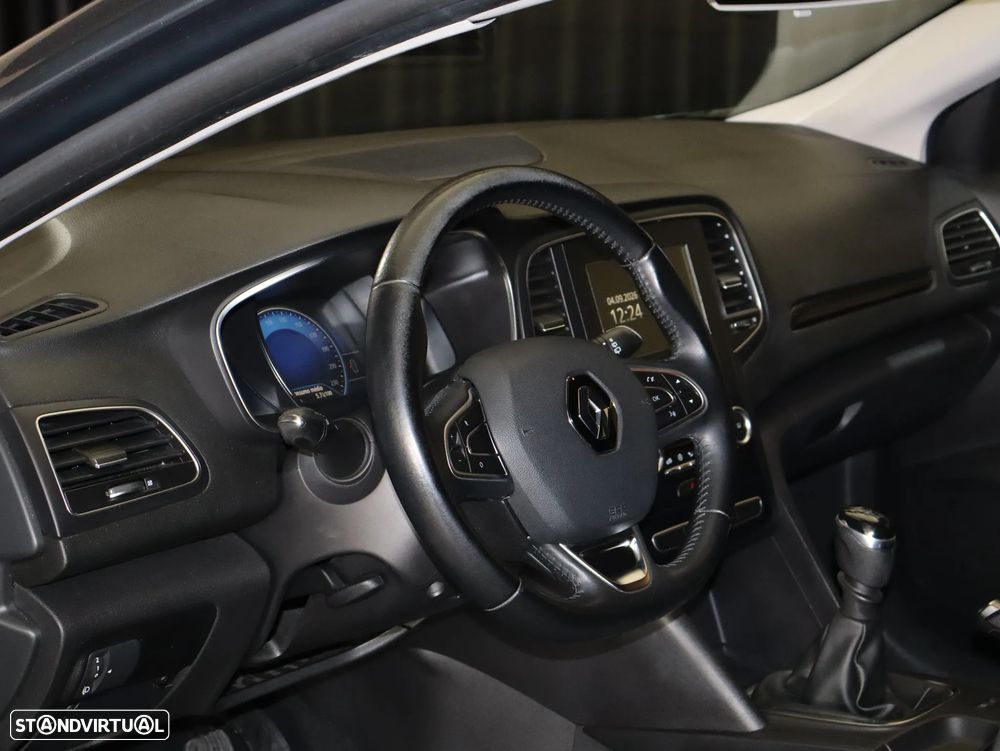 Renault Mégane 1.5 dCi Zen - 17