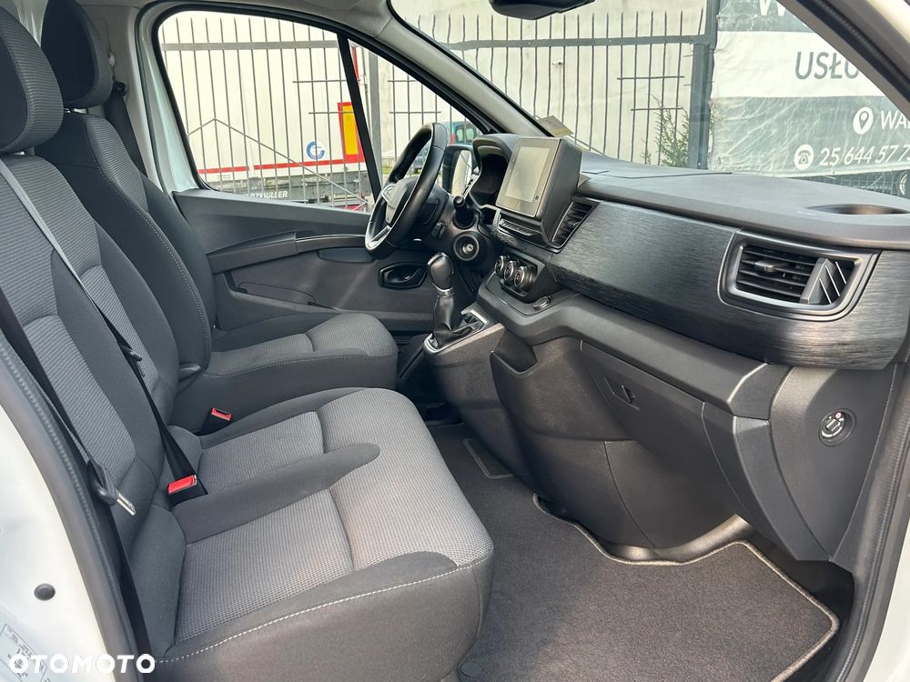 Renault Trafic - 16