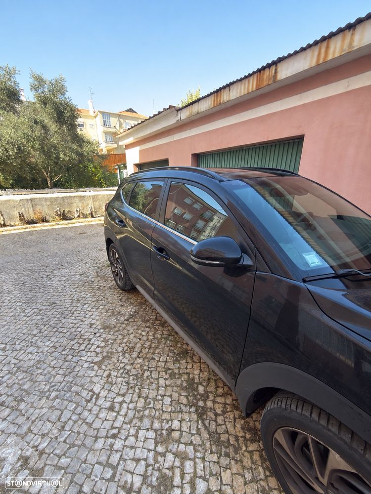 Hyundai Tucson 1.6 CRDi Premium +P.Pele+P.Style - 9