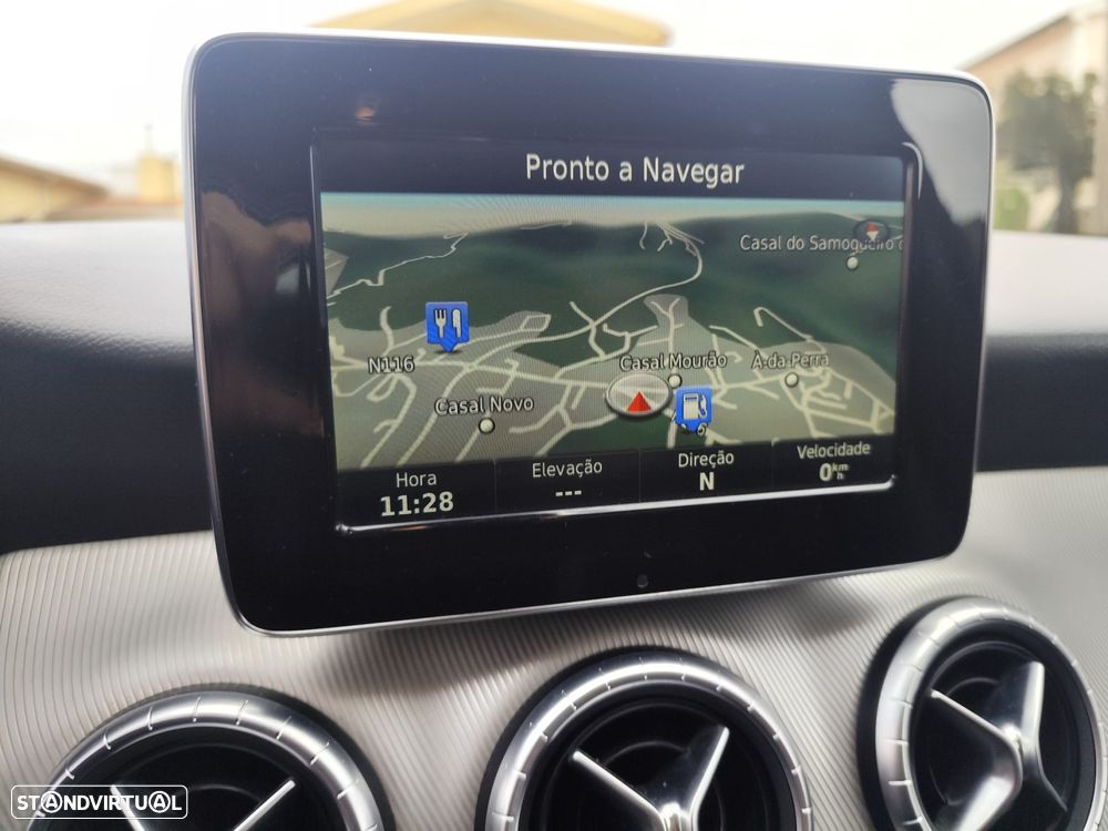 Mercedes-Benz CLA 220 d Shooting Brake AMG Line Aut. - 18