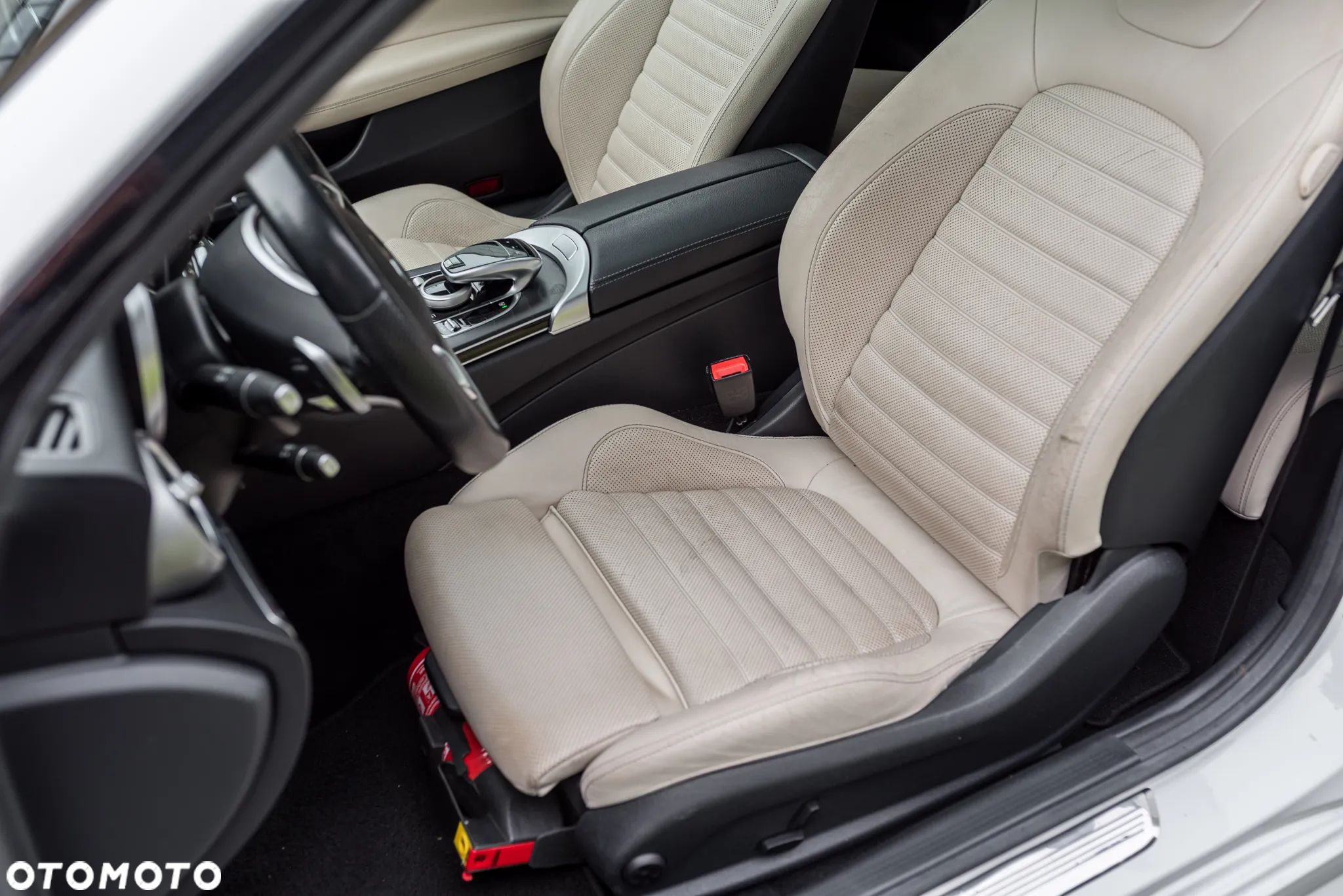Mercedes-Benz Klasa C 300 7G-TRONIC - 19