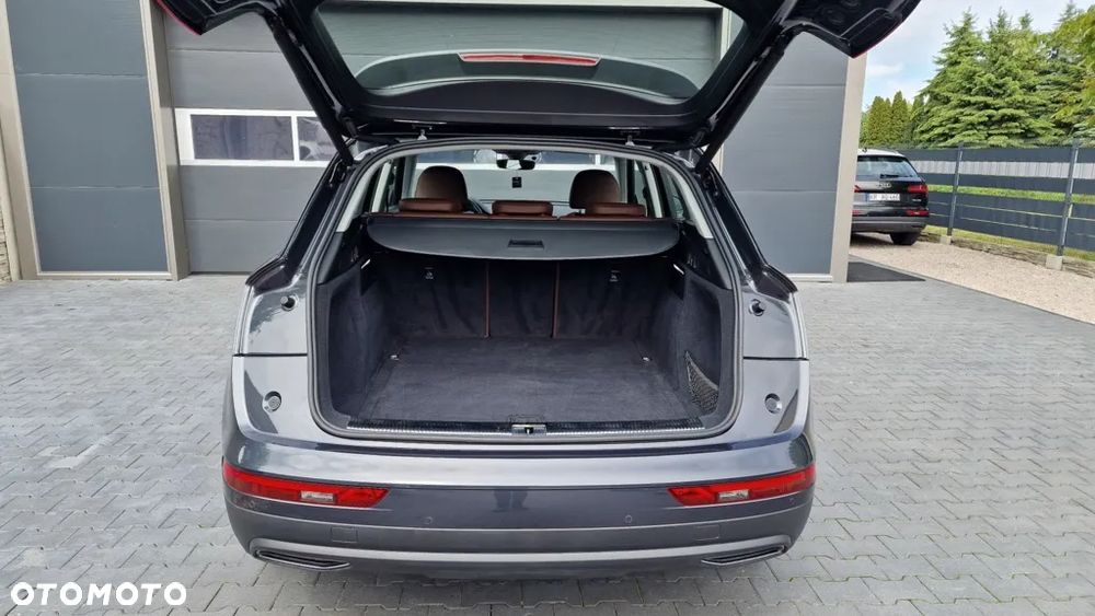 Audi Q5 35 TDI S tronic design - 12