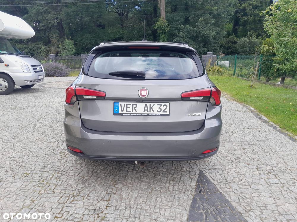Fiat Tipo 1.4 T-Jet Lounge - 5