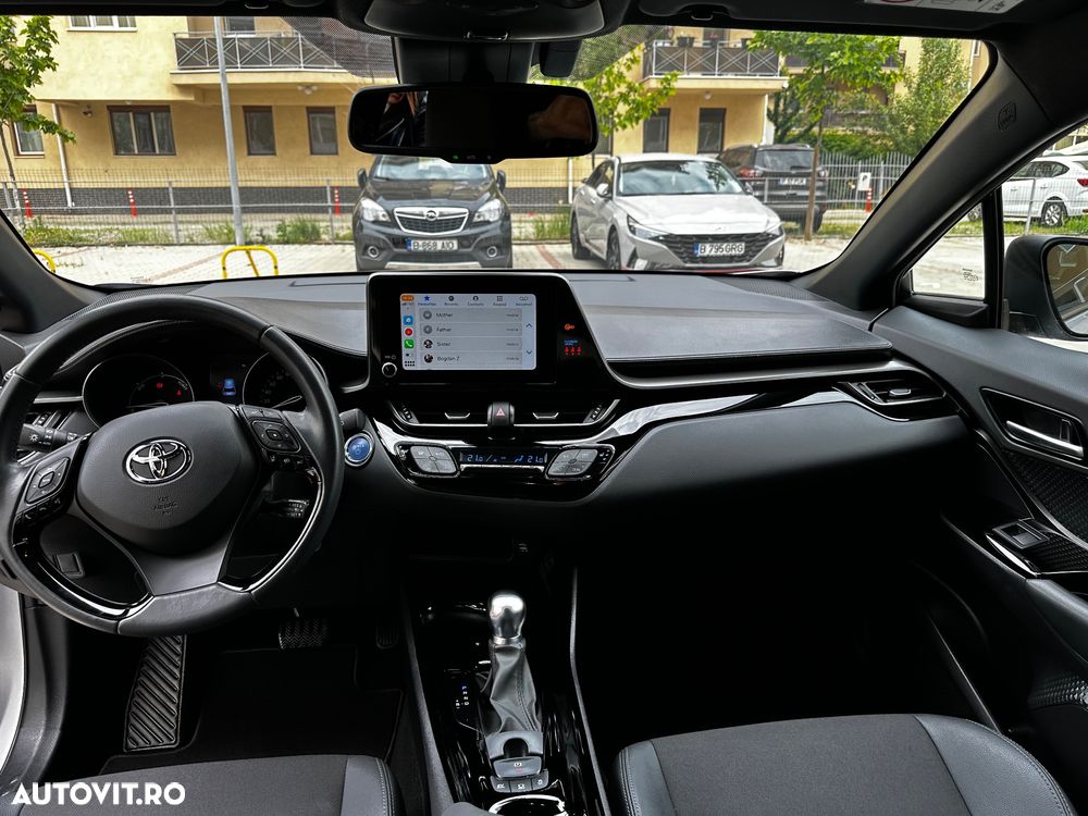 Toyota C-HR 2.0 HEV 197 CP 4x2 CVT Dynamic - 10