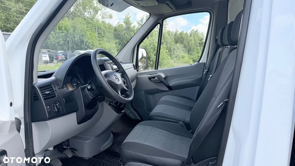 Mercedes-Benz sprinter - 8