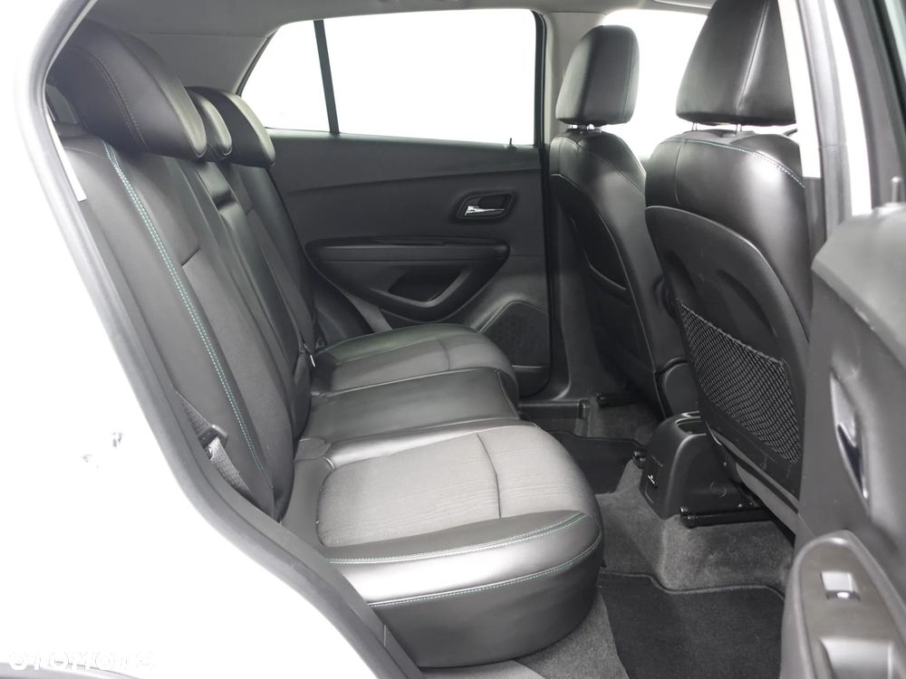 Chevrolet Trax 1.4T LT - 25