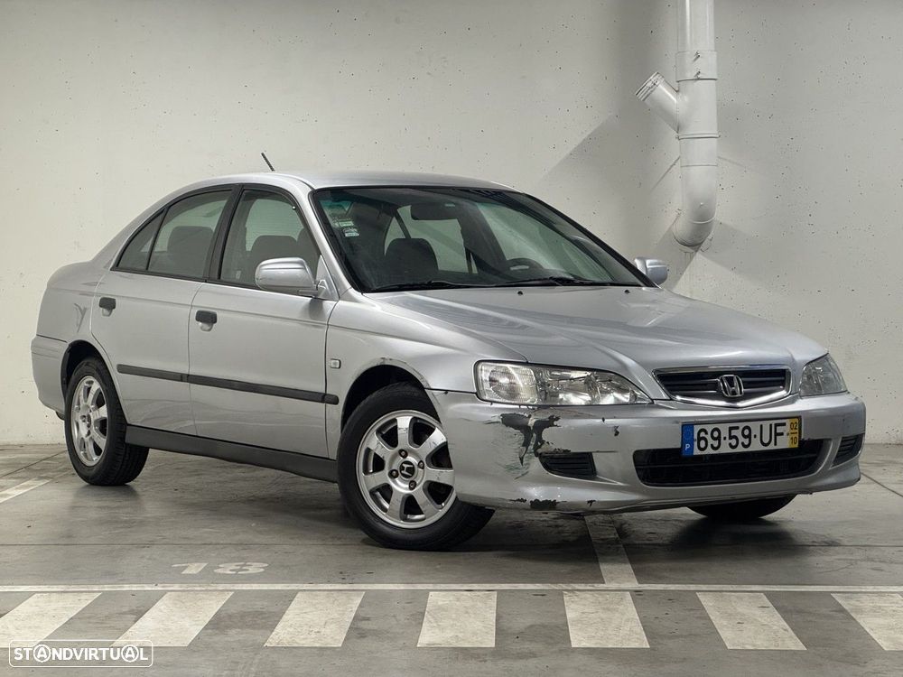 Honda Accord 1.6 LS - 4