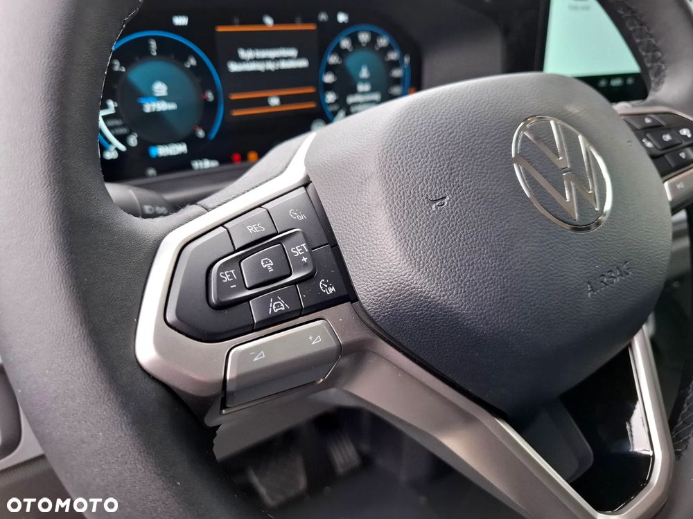 Volkswagen Transporter - 11