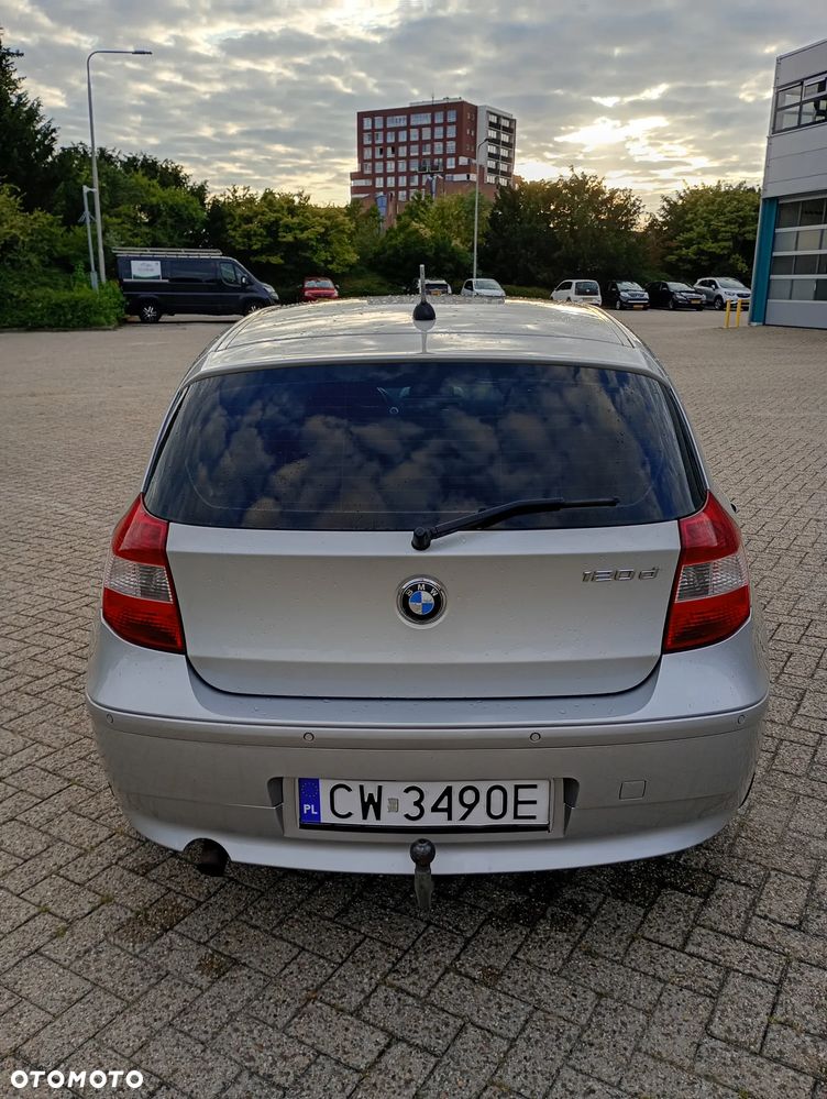 BMW Seria 1 120d - 2