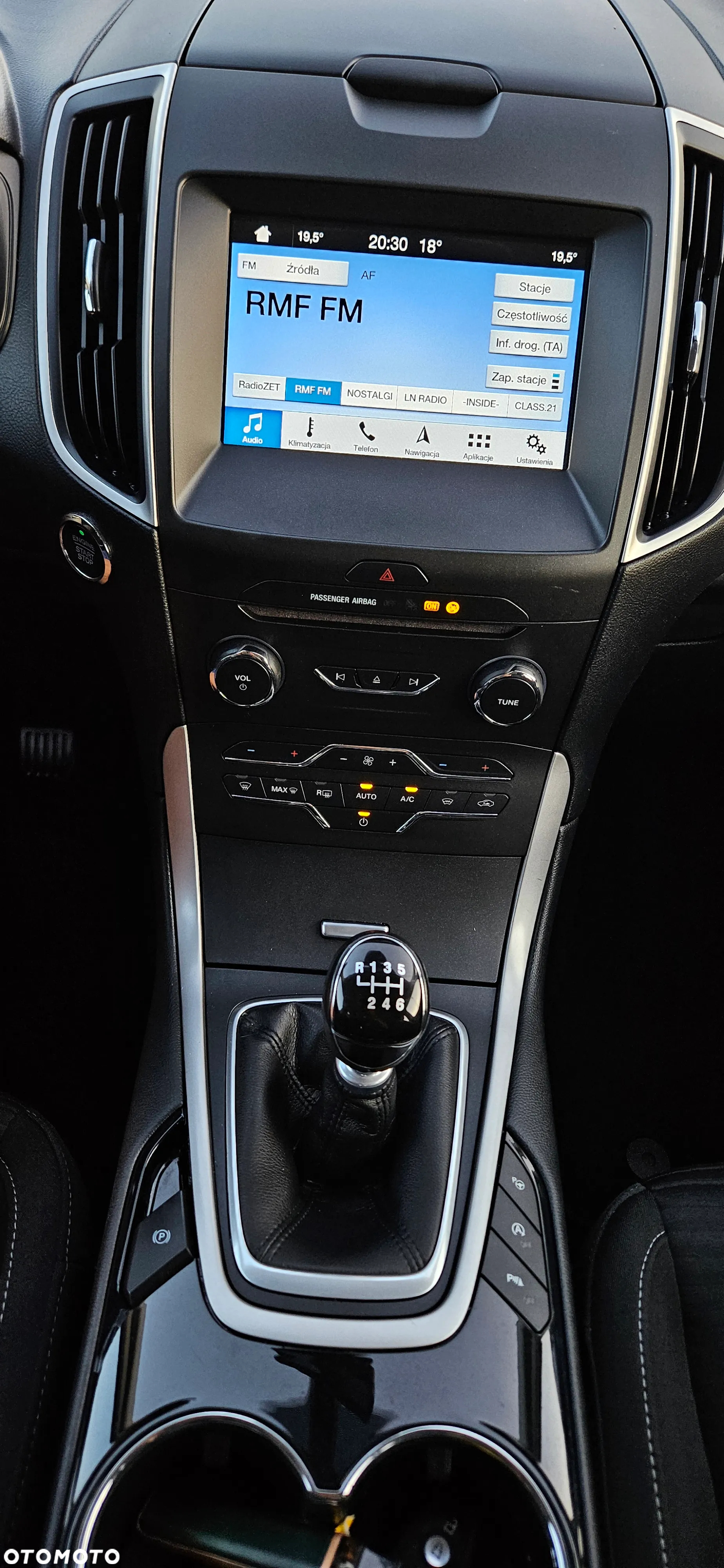 Ford S-Max 2.0 TDCi Trend - 17