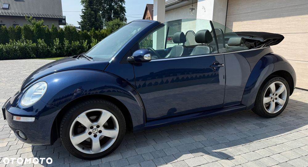 Volkswagen New Beetle 2.0 - 17