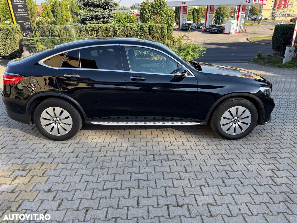 Mercedes-Benz GLC Coupe 250 d 4Matic 9G-TRONIC AMG Line - 4