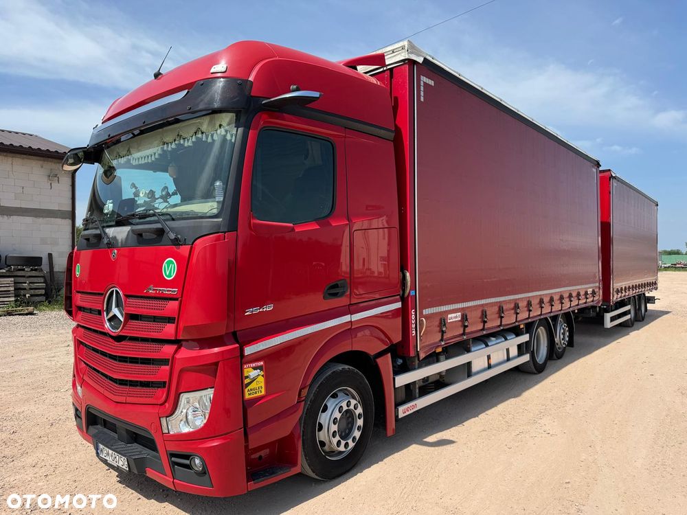 Mercedes-Benz Actros - 1