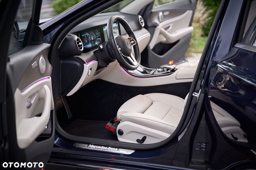 Mercedes-Benz Klasa E 350 9G-TRONIC - 20